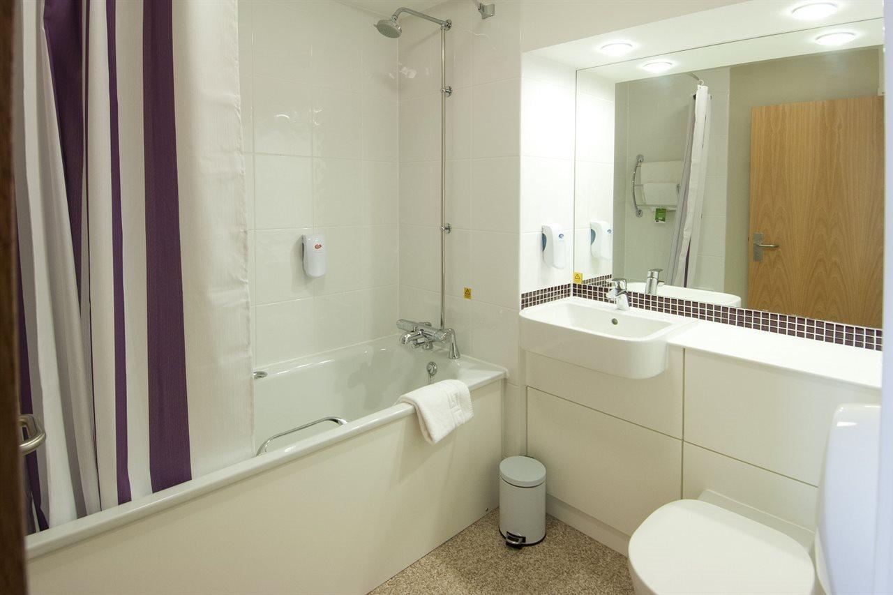 Premier Inn Bicester Kültér fotó