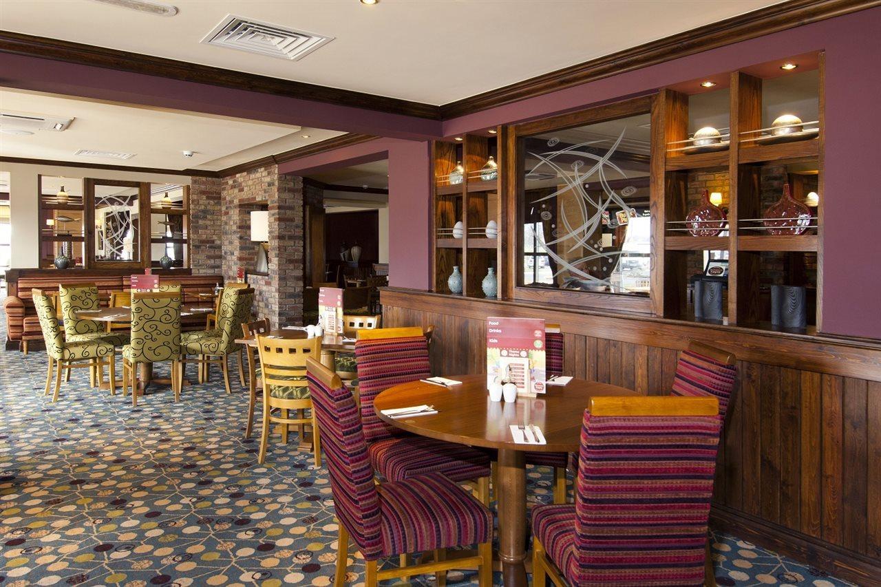 Premier Inn Bicester Kültér fotó