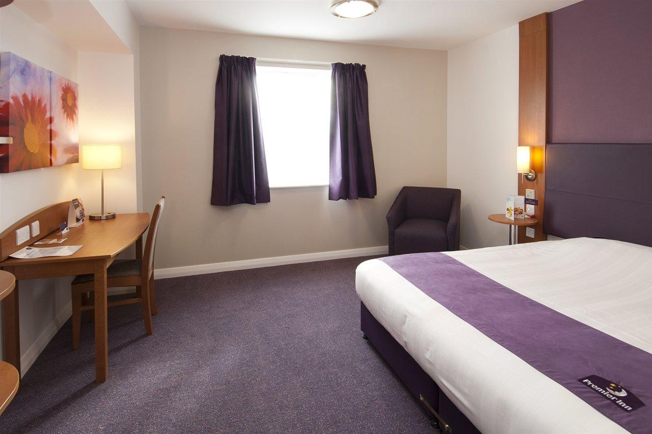 Premier Inn Bicester Kültér fotó