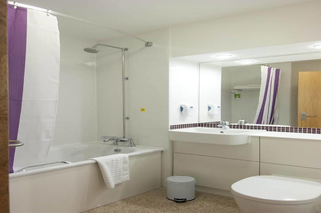 Premier Inn Bicester Kültér fotó