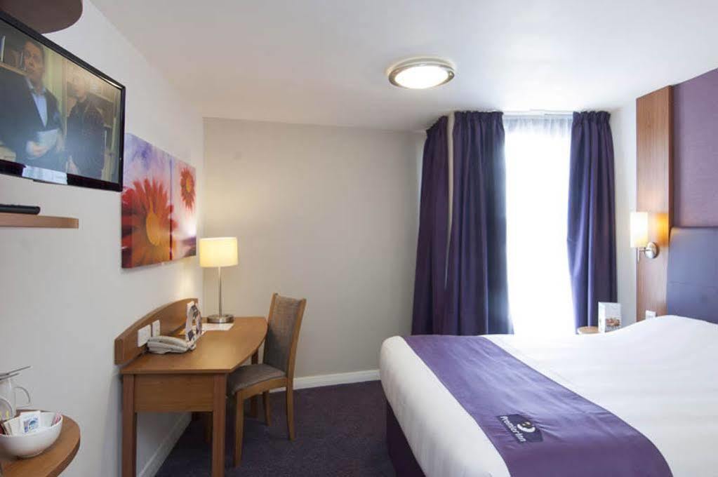 Premier Inn Bicester Kültér fotó