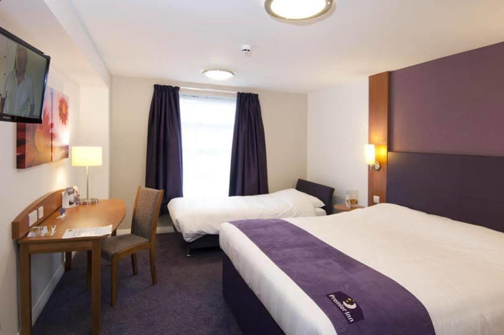Premier Inn Bicester Kültér fotó